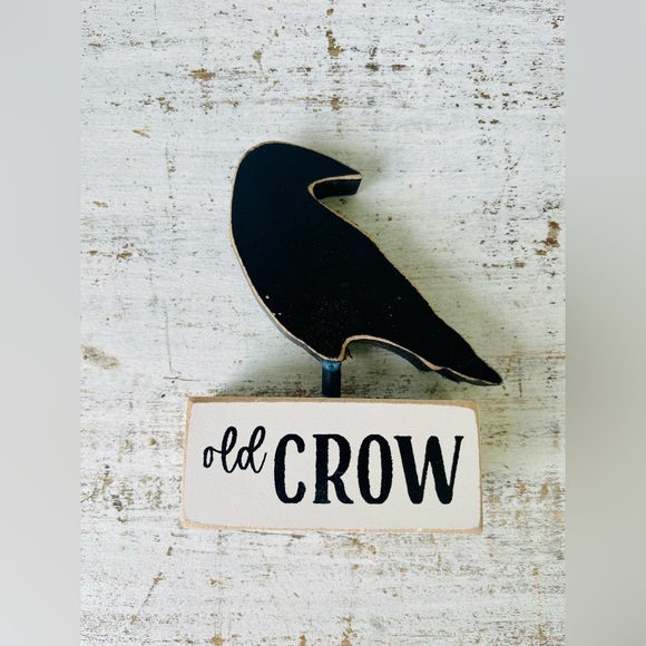 *Wooden Old Crow on Base Shelf Sitter - Picture 8 of 14